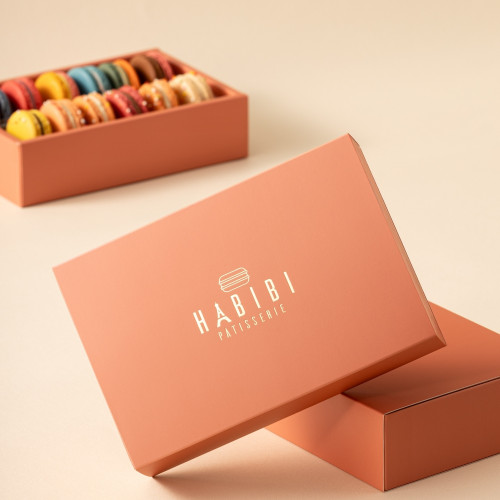 12 macarons gift box