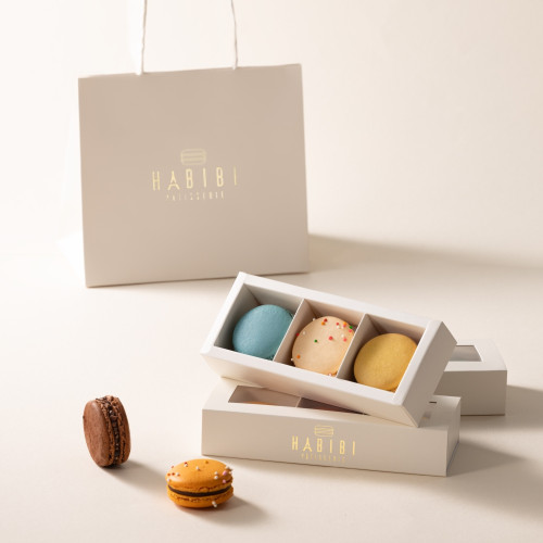 3 macarons gift box